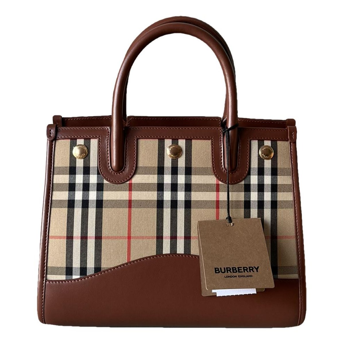 Burberry Title