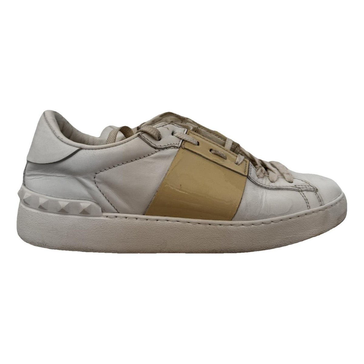 Open leather trainers