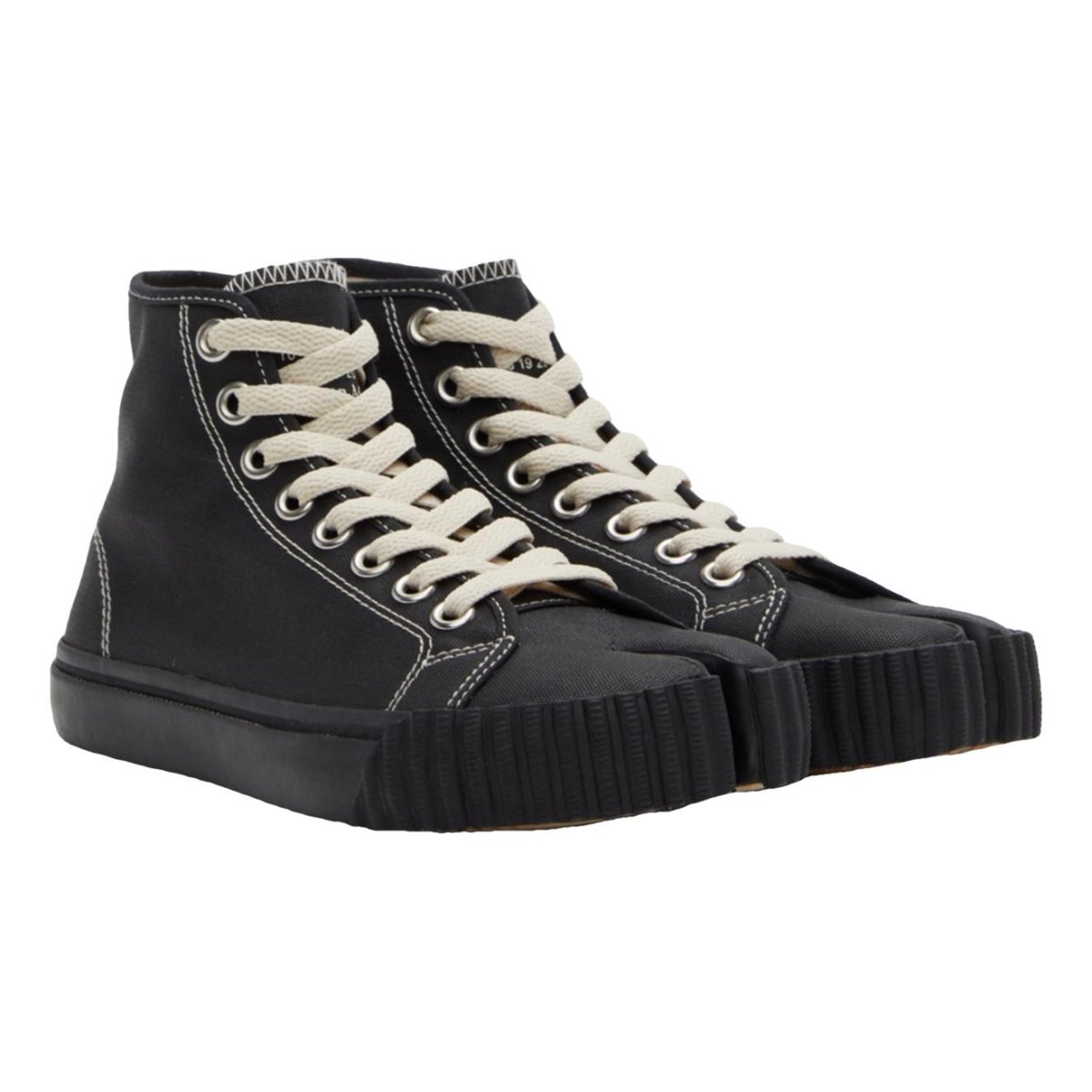 Tabi cloth trainers