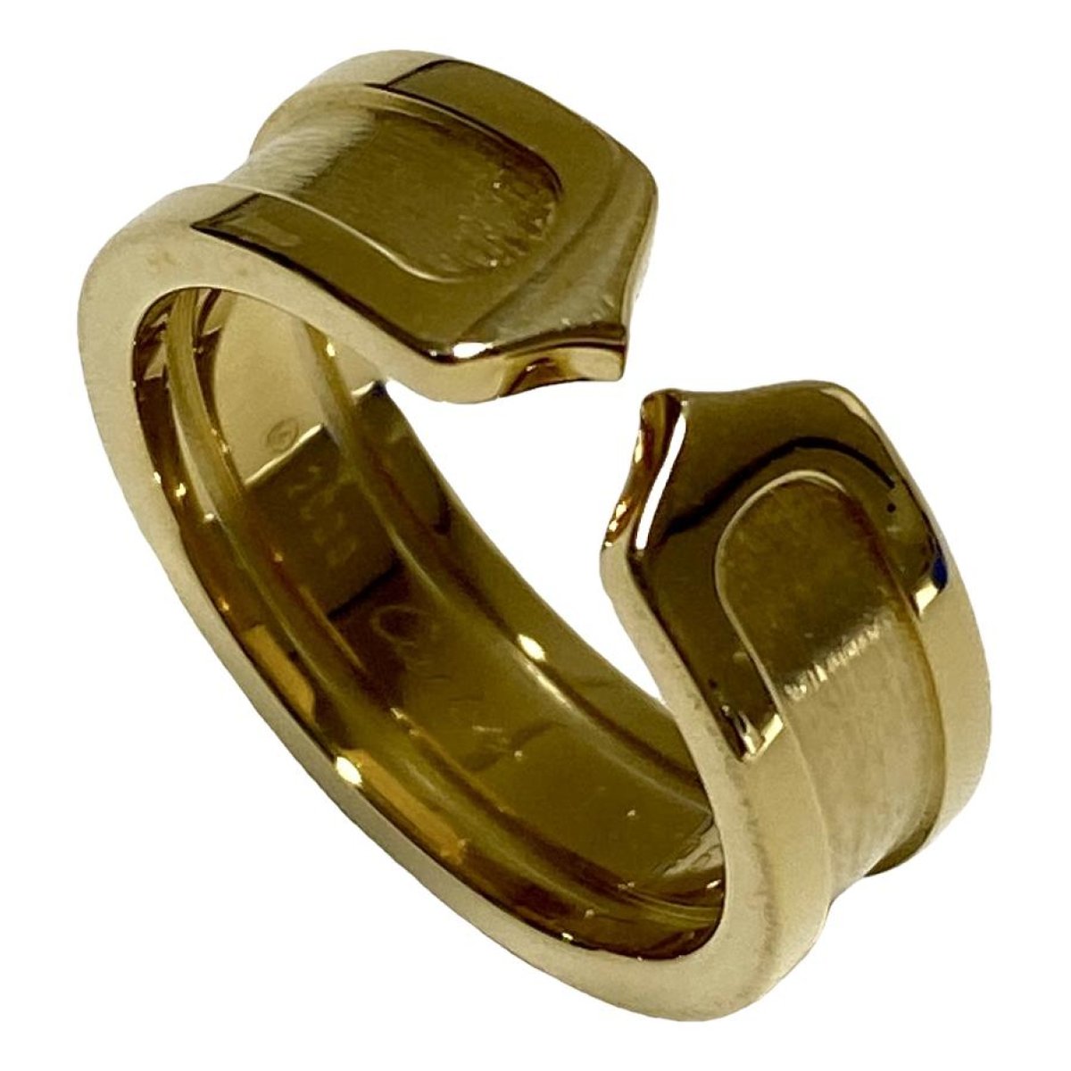 C yellow gold ring