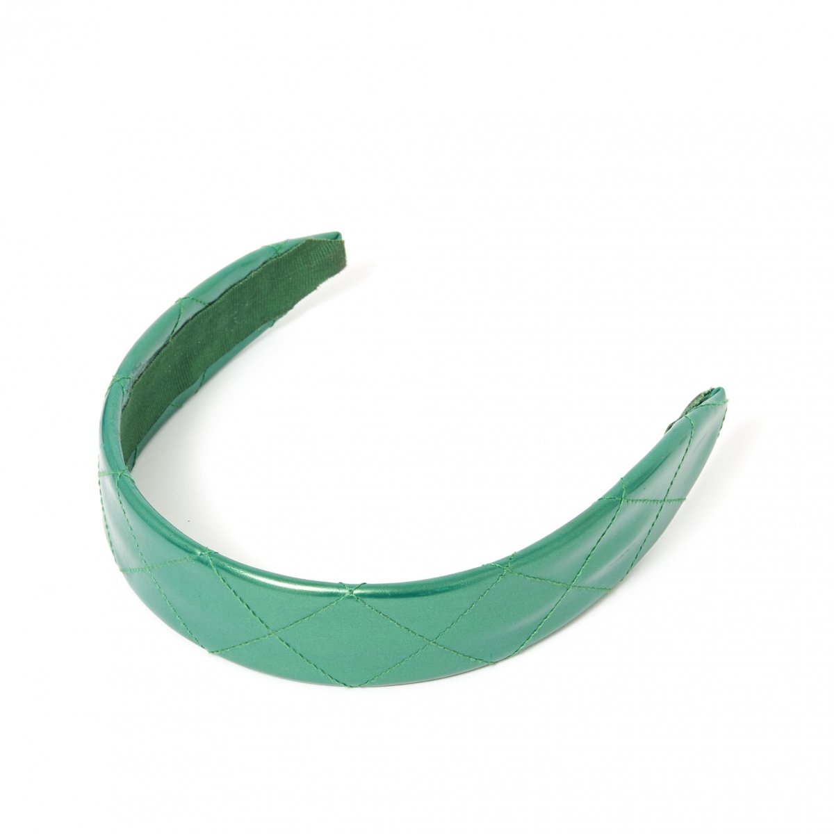 Matelassé cloth hair accessory