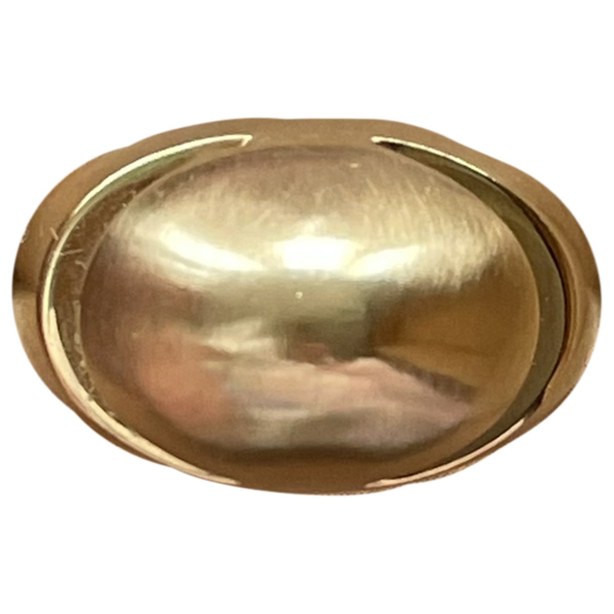 Cabochon yellow gold ring