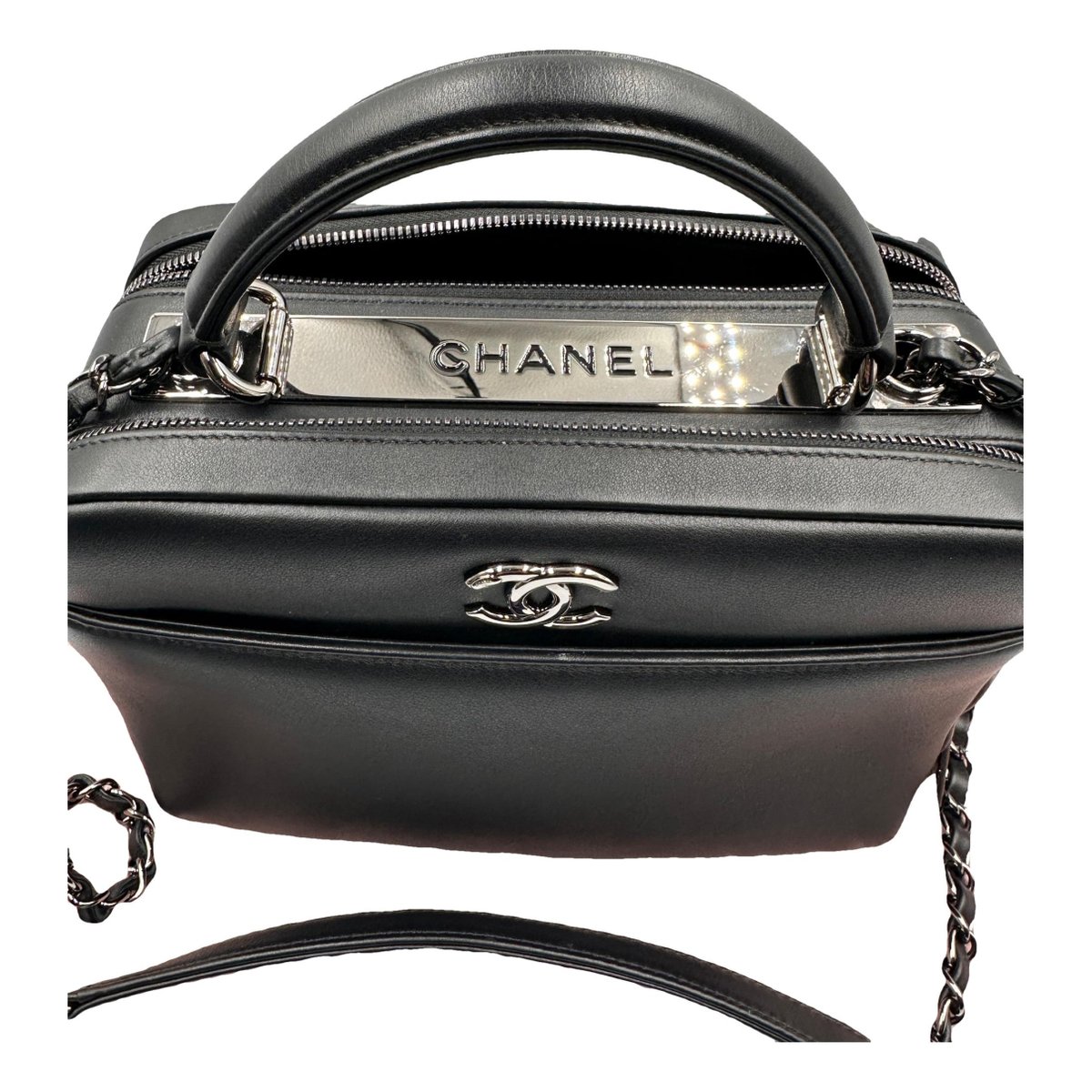 Trendy CC Top Handle leather handbag