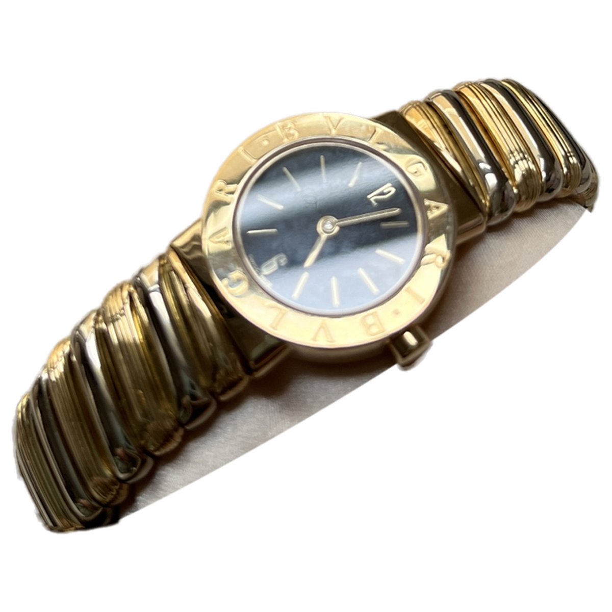 Serpenti yellow gold watch