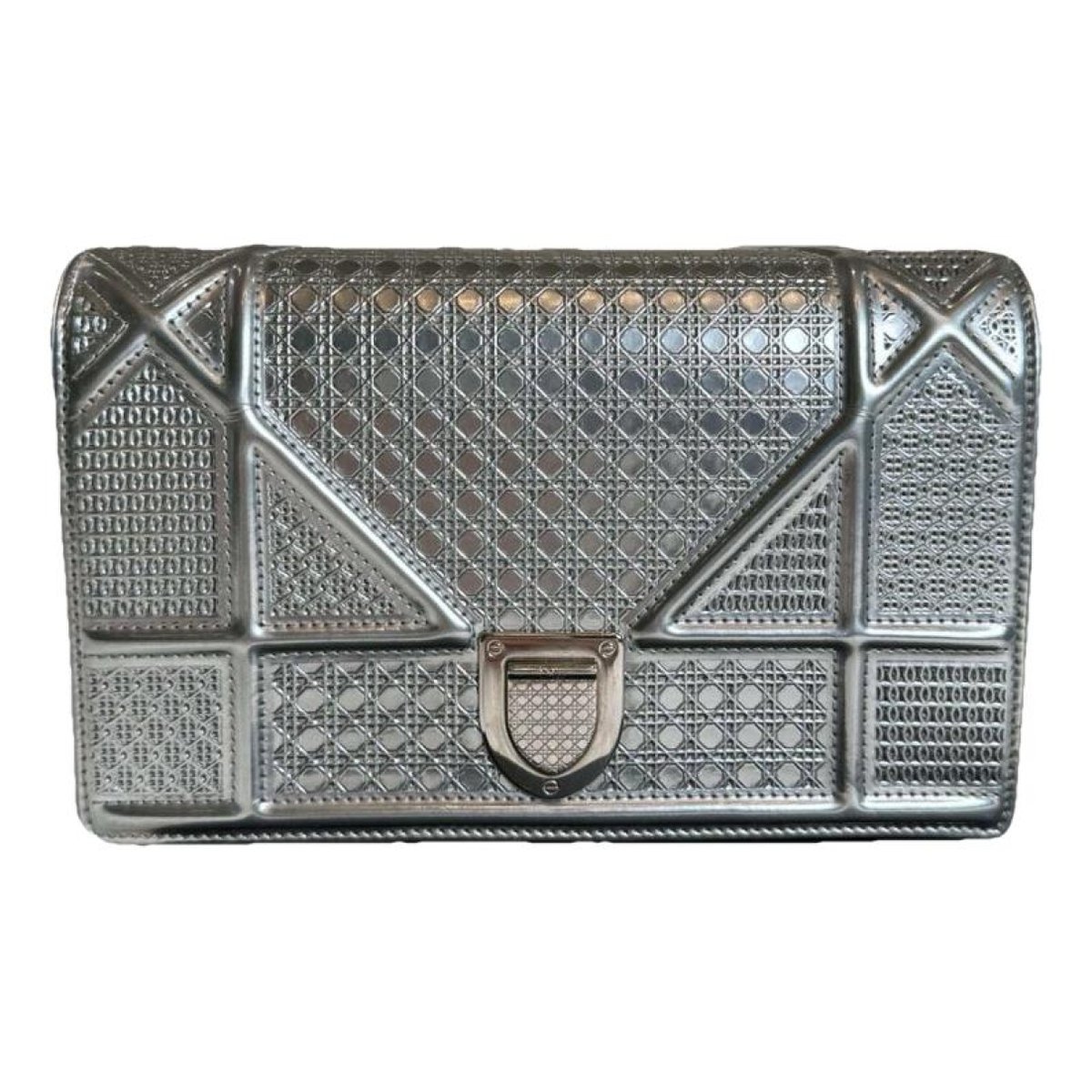 Wallet On Chain Diorama patent leather crossbody bag