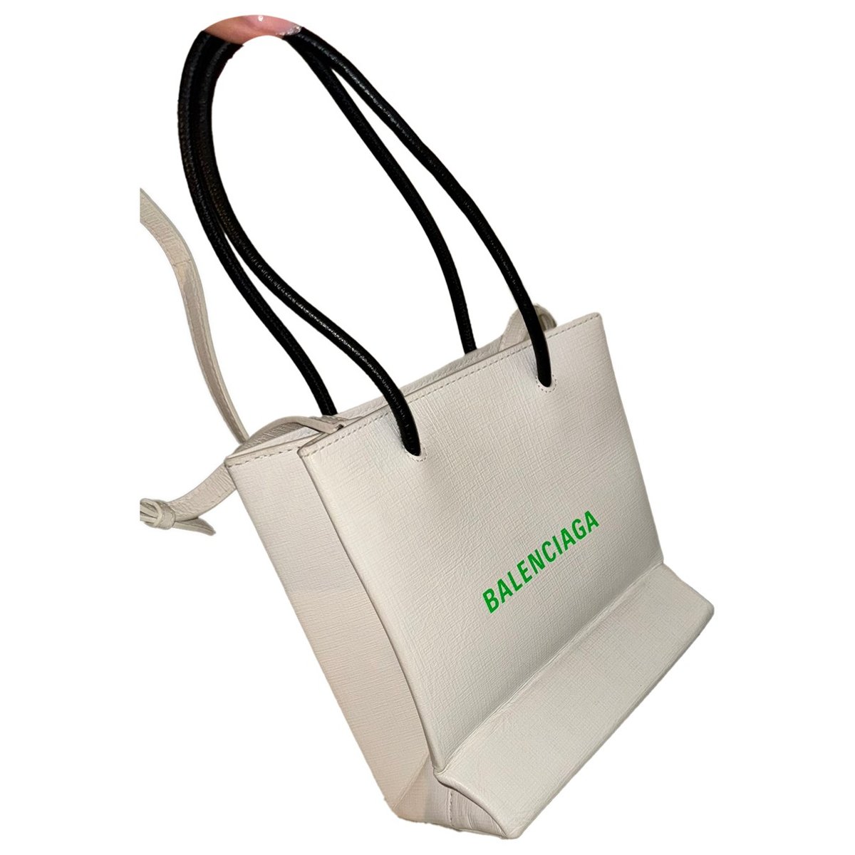 Plastic bag shooper leather handbag