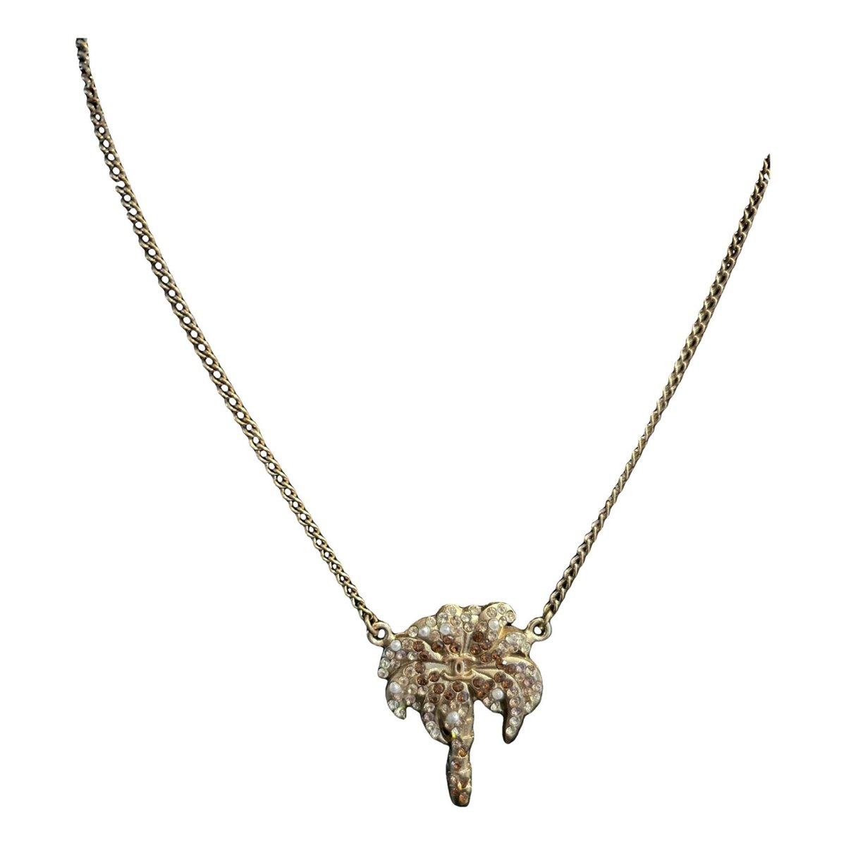 Matelassé necklace