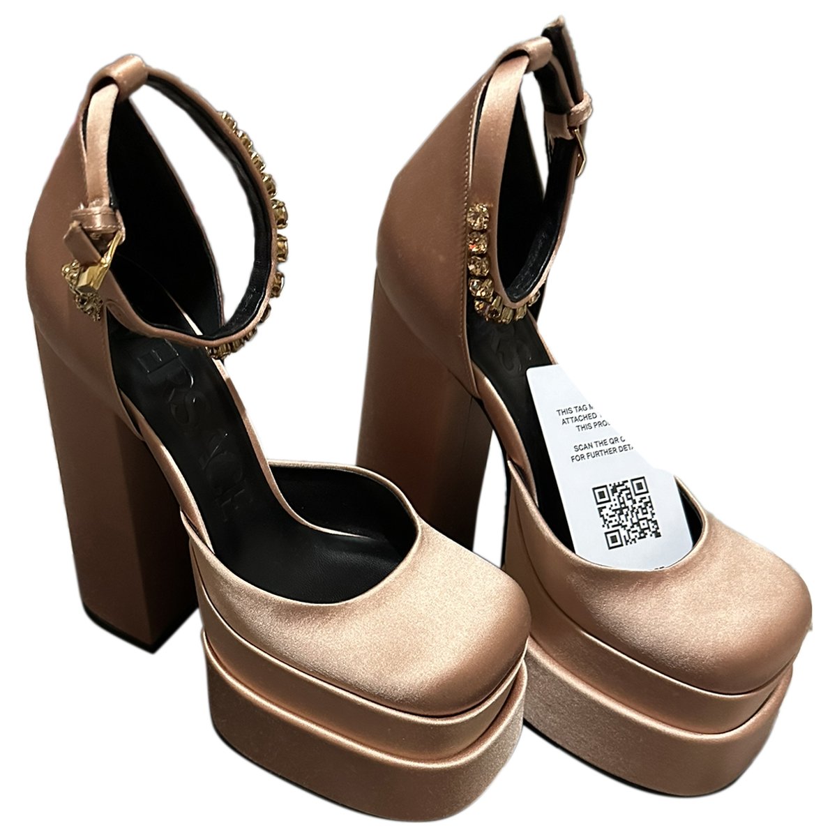 Medusa Aevitas cloth heels
