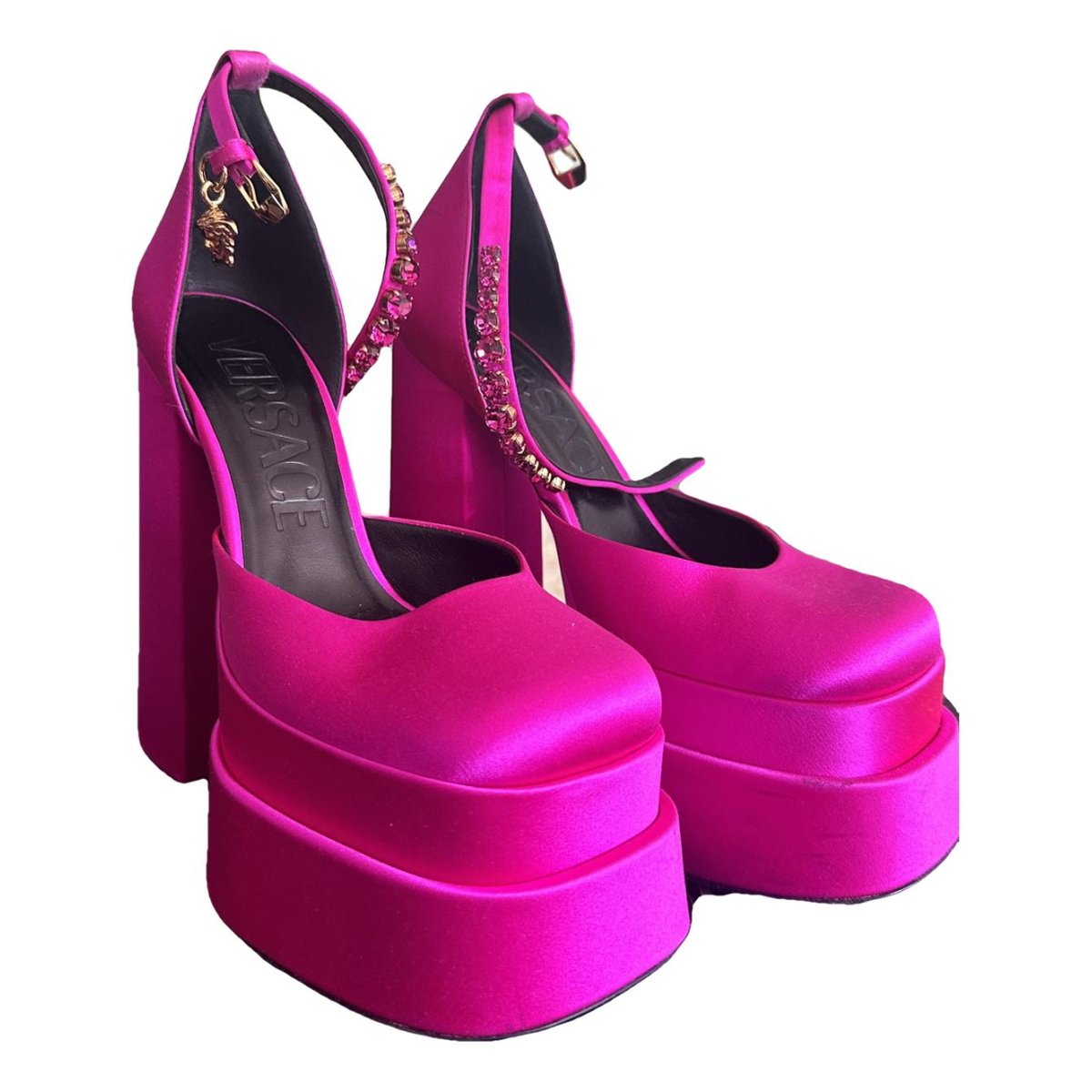 Medusa Aevitas heels