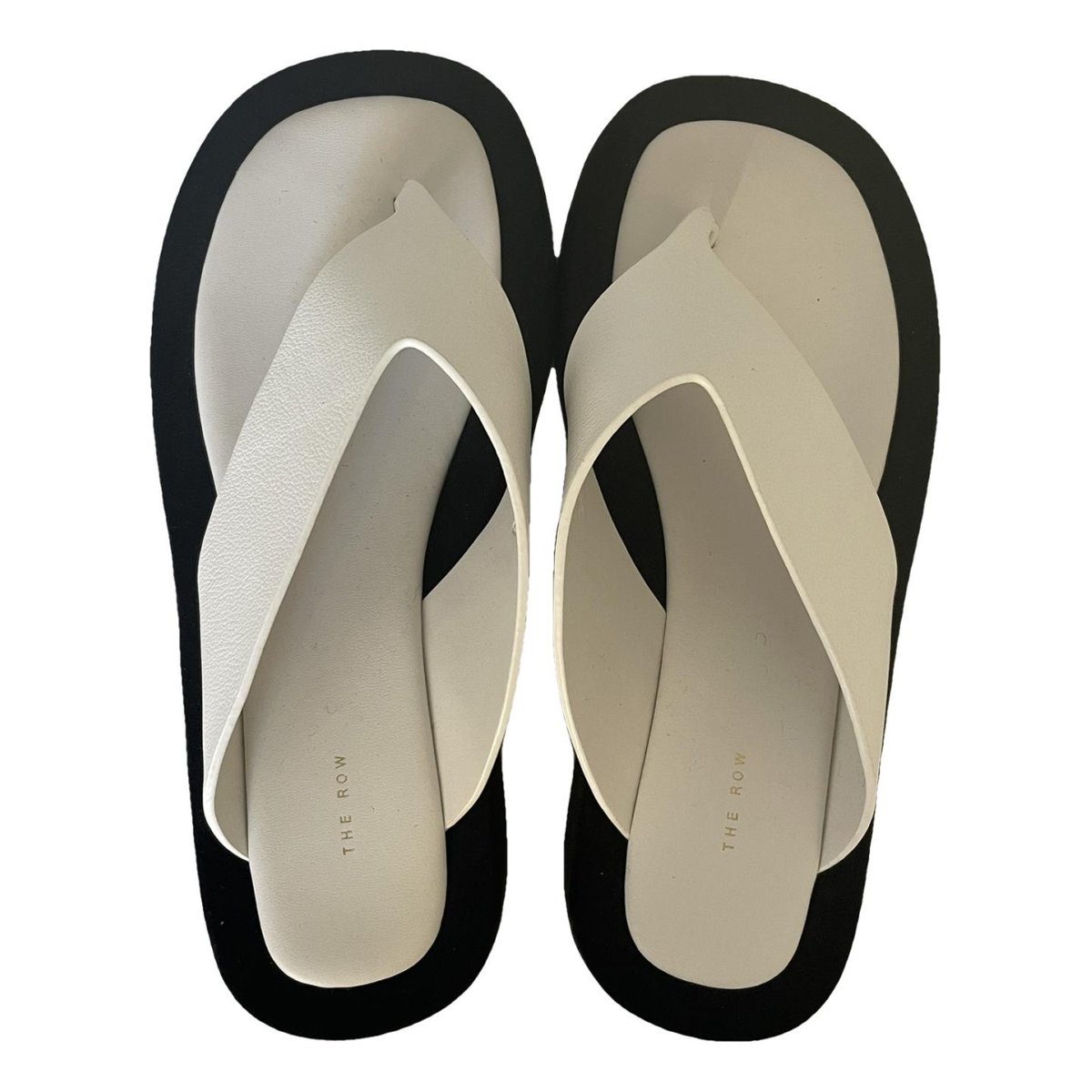 Ginza leather flip flops