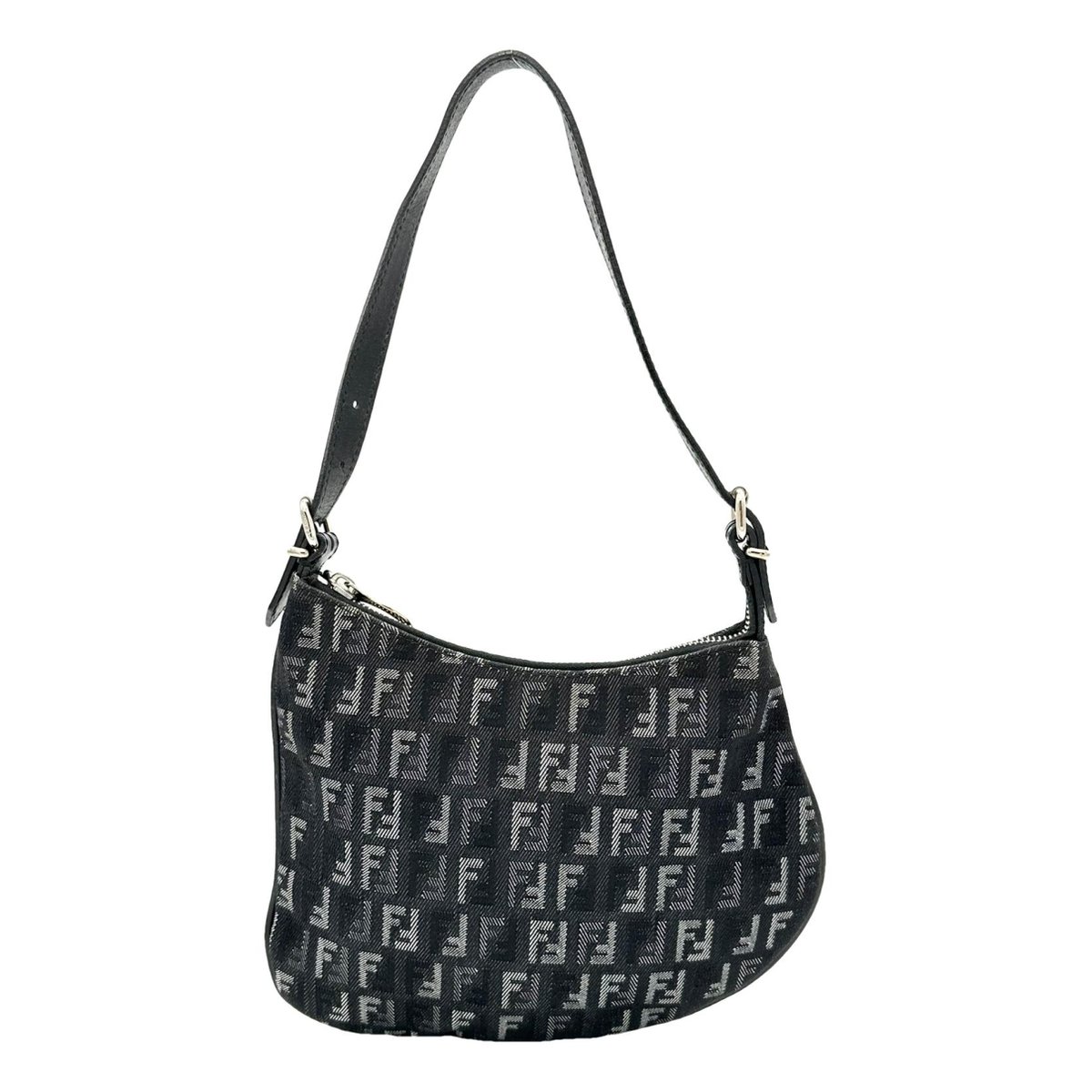 Oyster cloth handbag