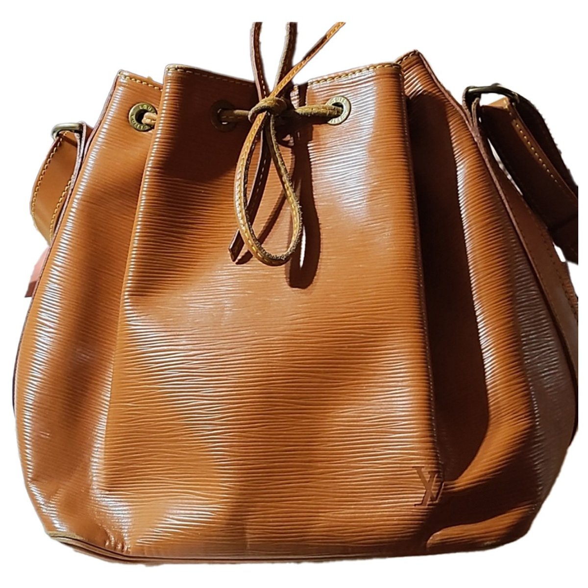 Noé leather handbag
