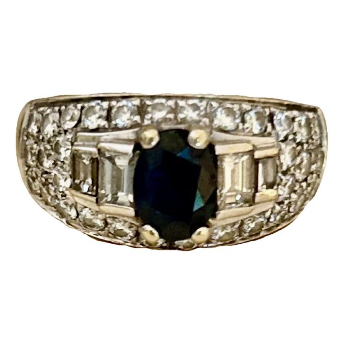 Trombino white gold ring