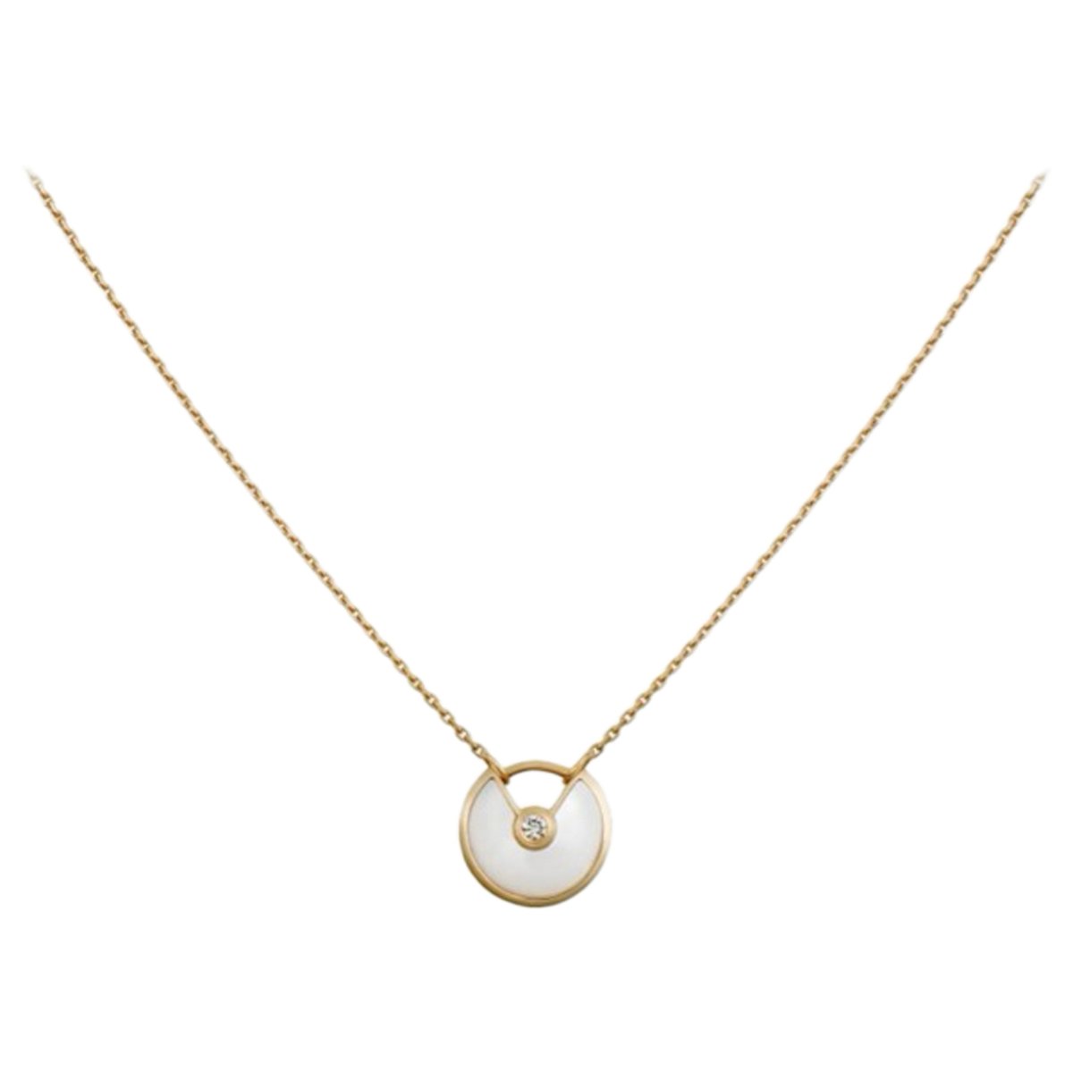 Amulette yellow gold necklace