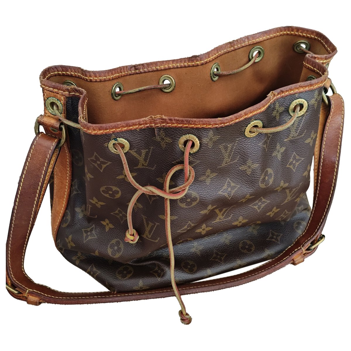 Petit Noé trunk leather crossbody bag
