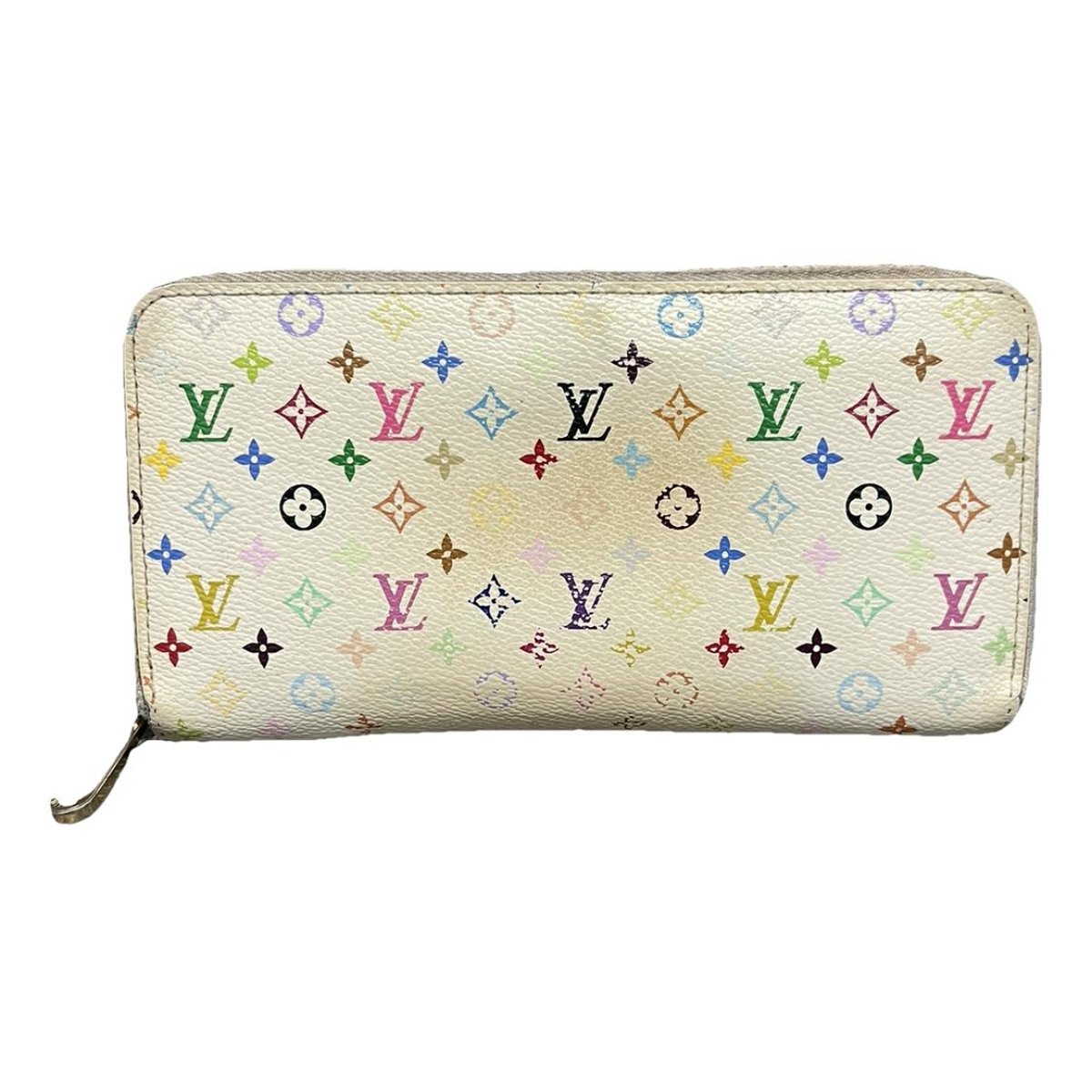 Zippy leather wallet