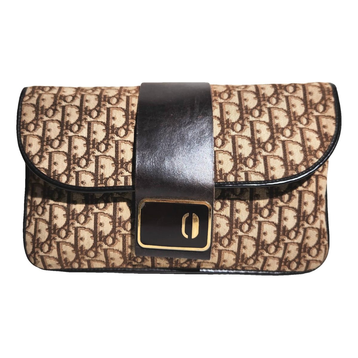 30 Montaigne cloth clutch bag