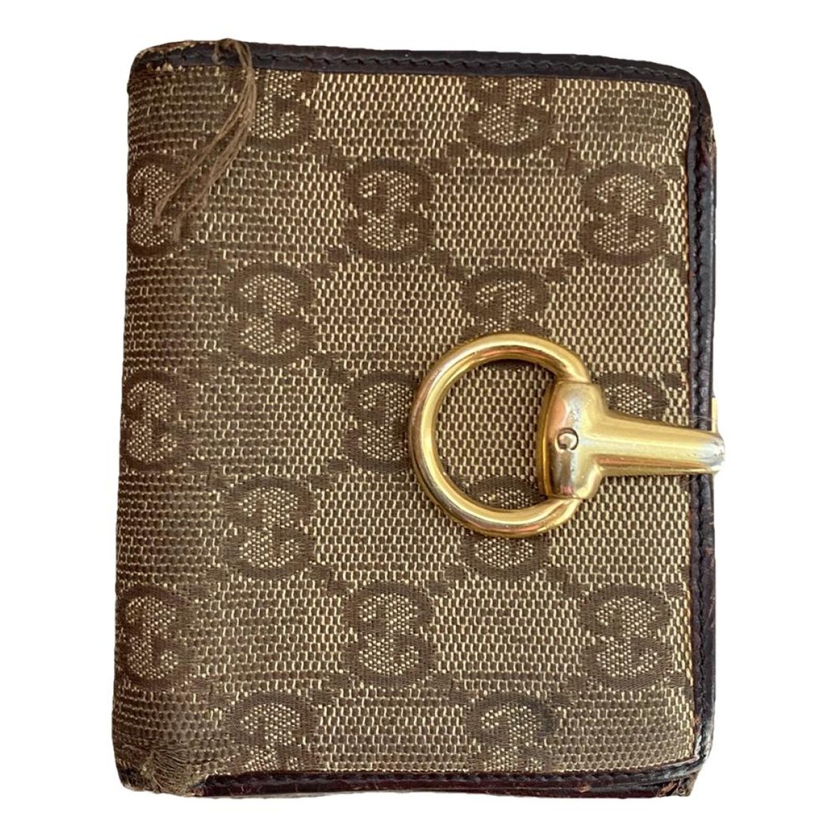 Interlocking cloth wallet