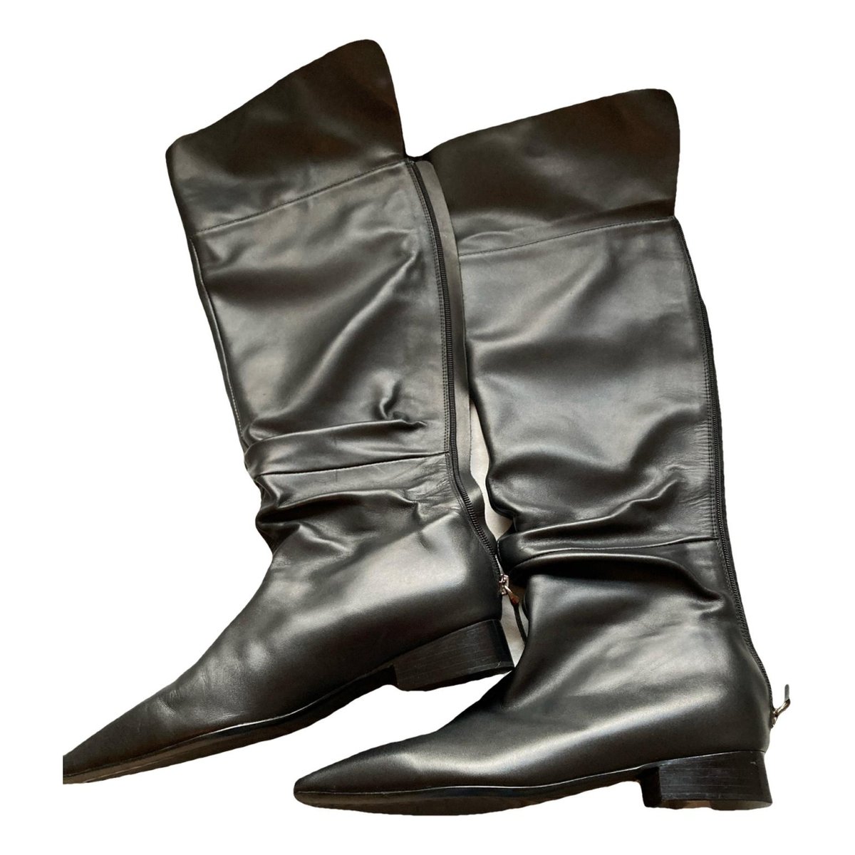 Bourgeoise leather boots