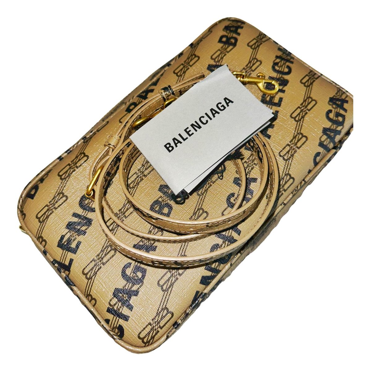 Camera crossbody bag
