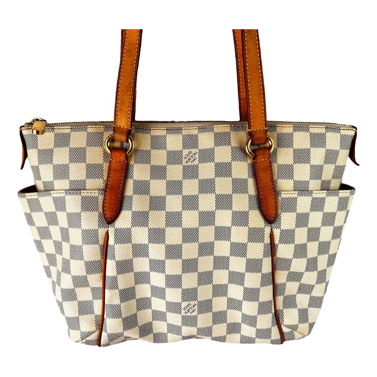 Totally leather handbag