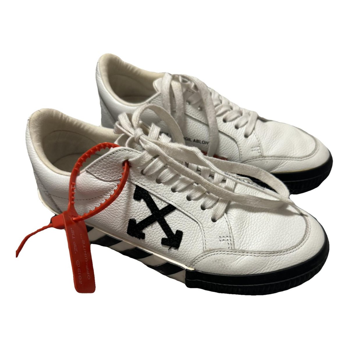 Low Top leather trainers