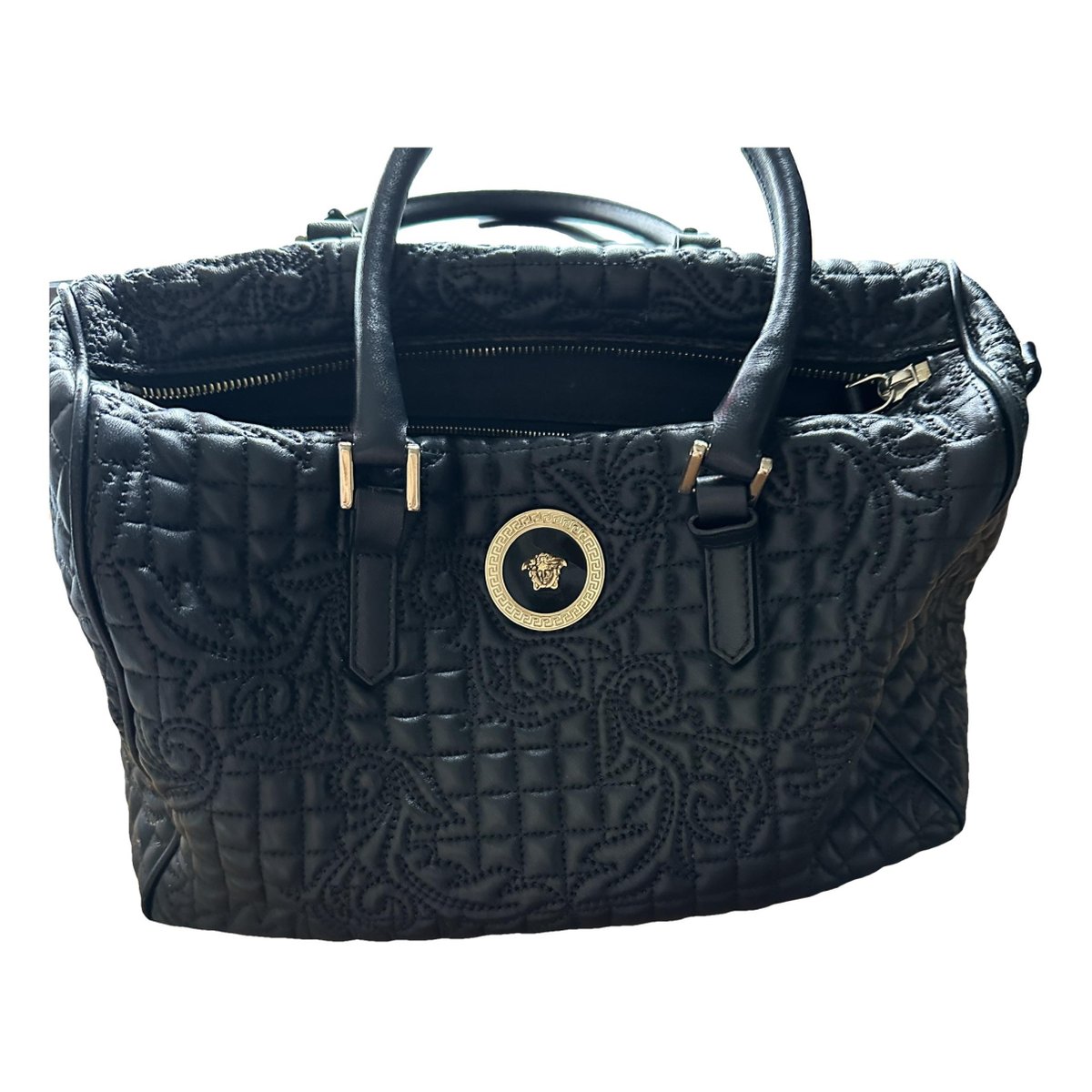 Icon leather handbag