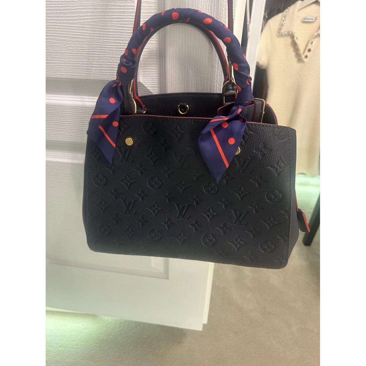Montaigne leather handbag