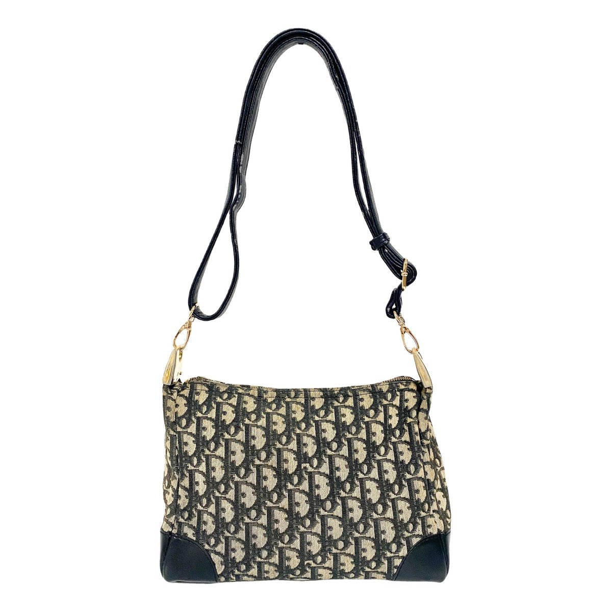 30 Montaigne Chain handbag