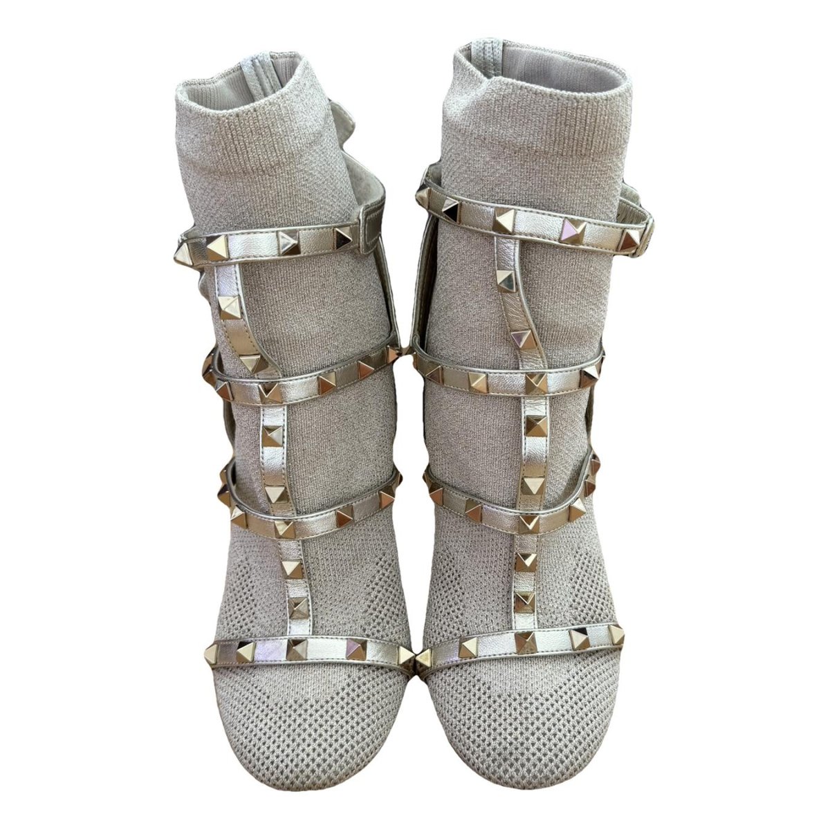 Rockstud leather boots