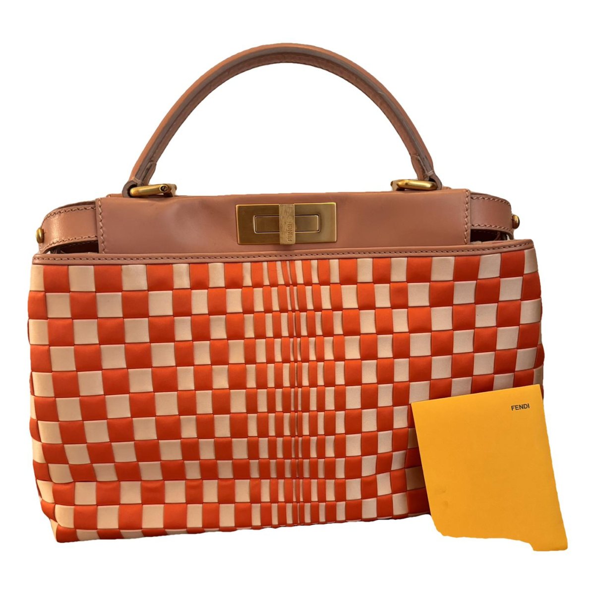 Peekaboo cloth bag