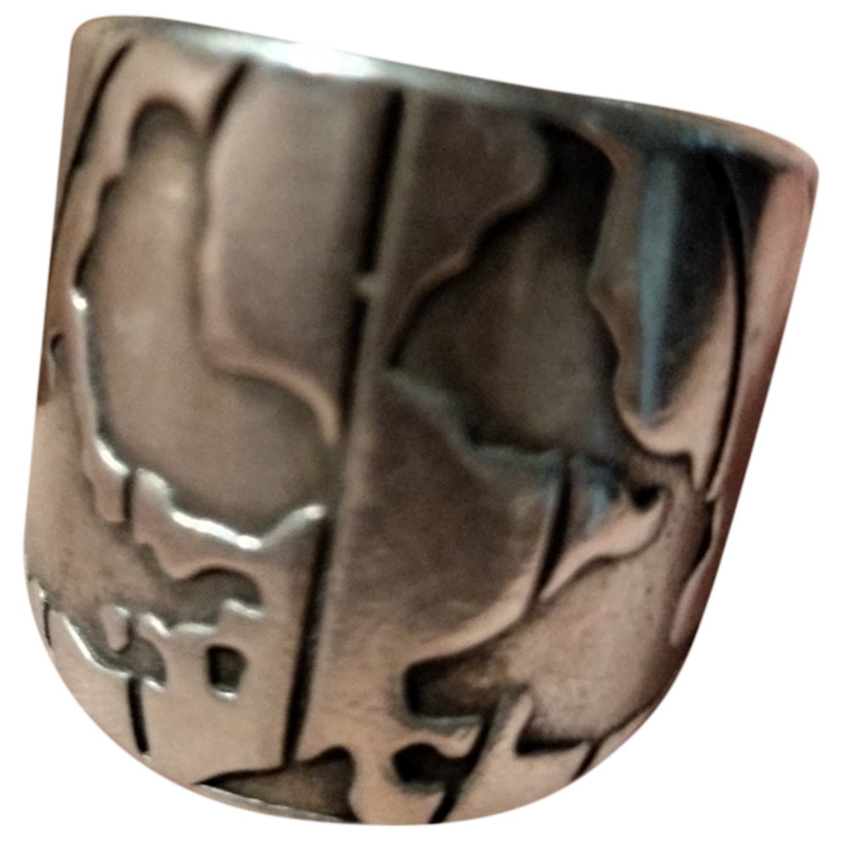 Alliance ring
