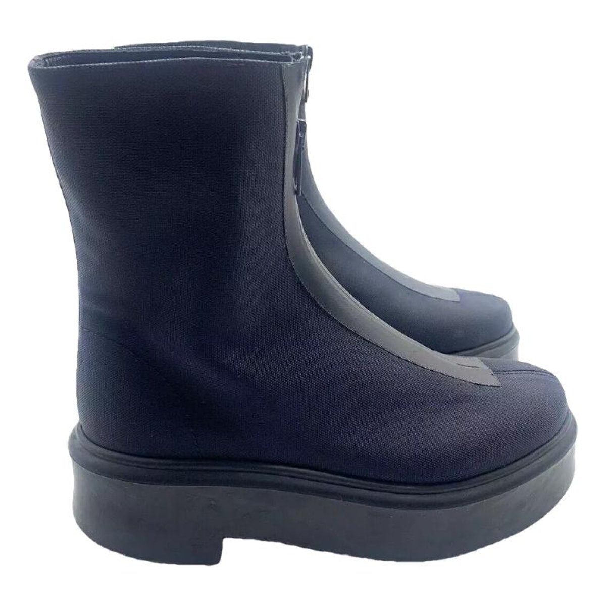 Zipped 1 cloth boots