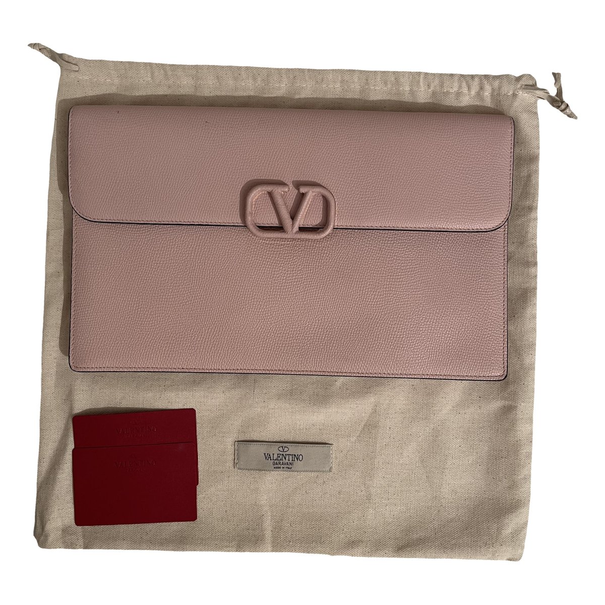 VLogo leather clutch bag