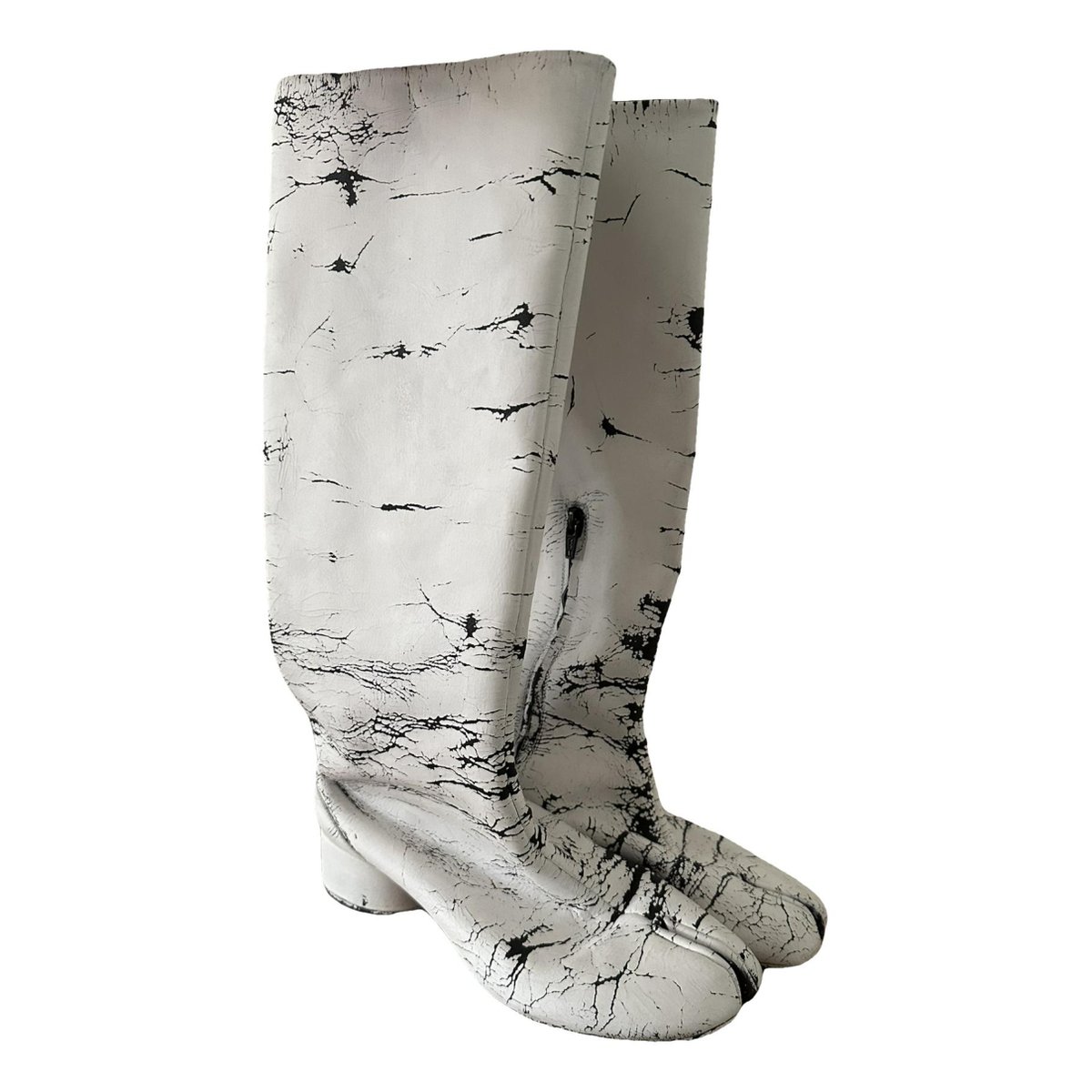 Tabi leather boots