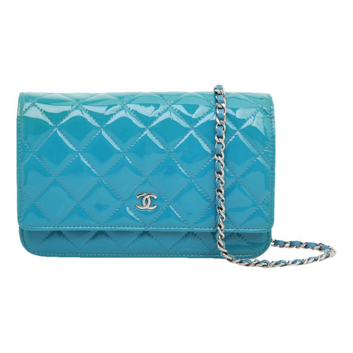 Wallet on Chain patent leather crossbody bag