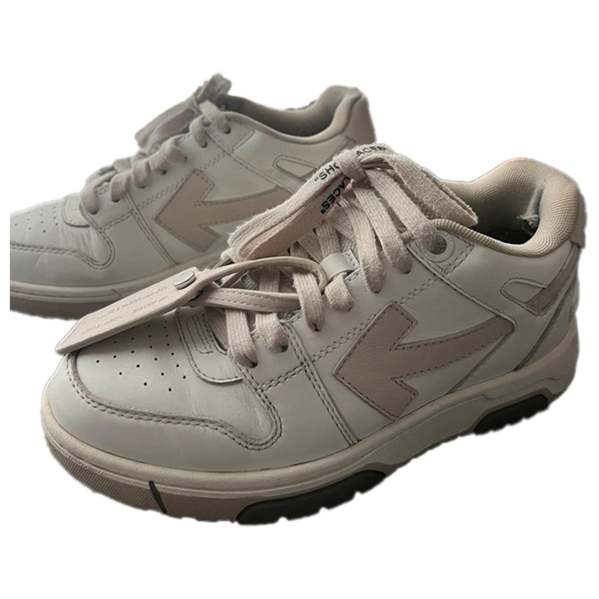 Runner trainers