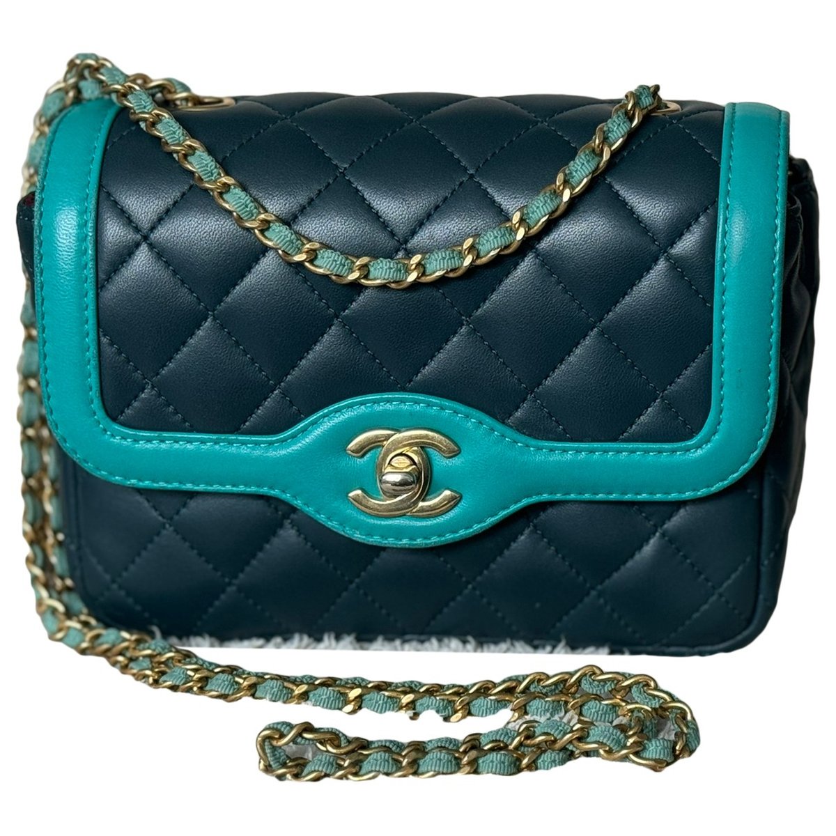Timeless/Classique Valentine leather crossbody bag