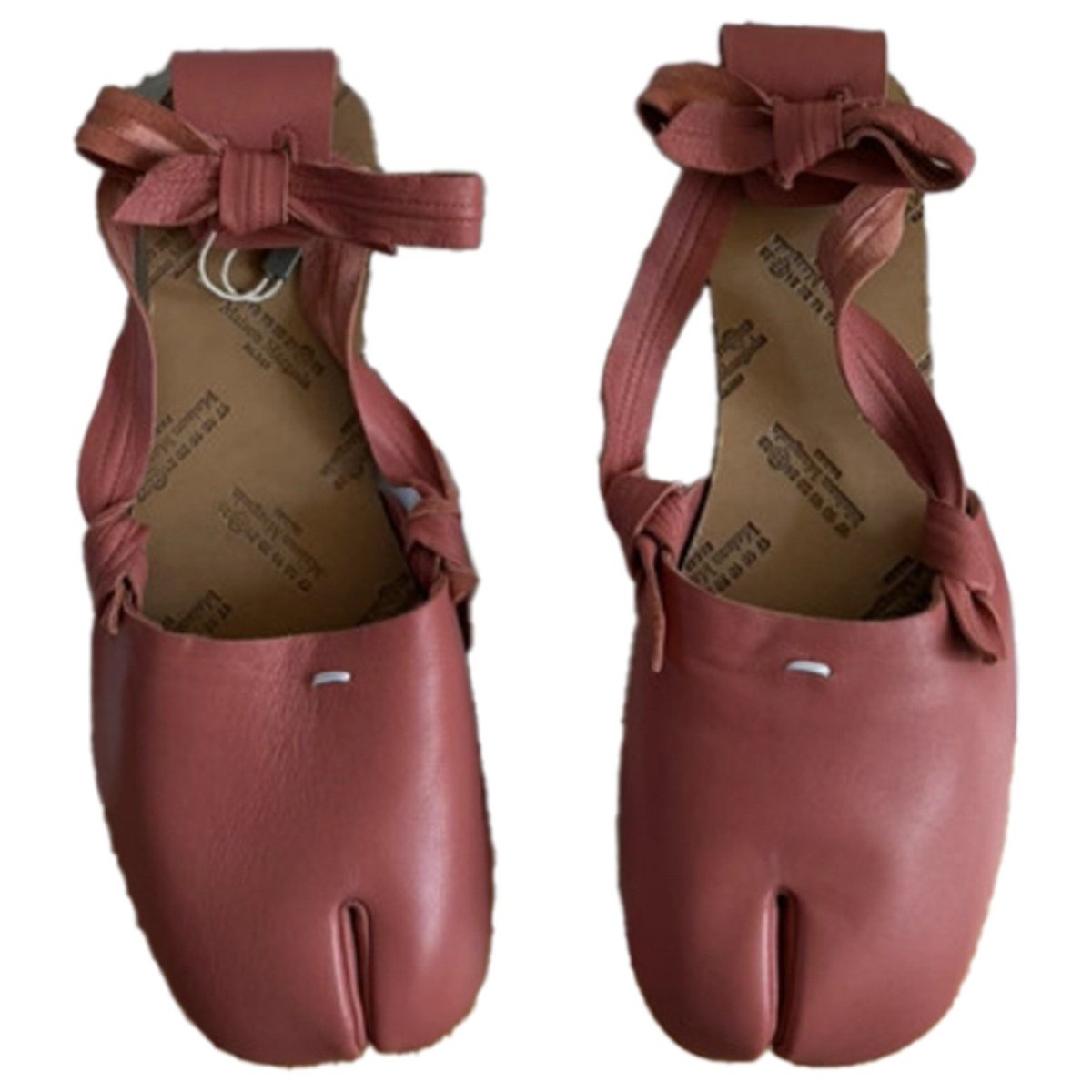Tabi leather ballet flats