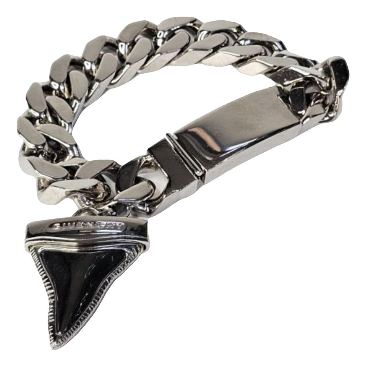 Shark bracelet