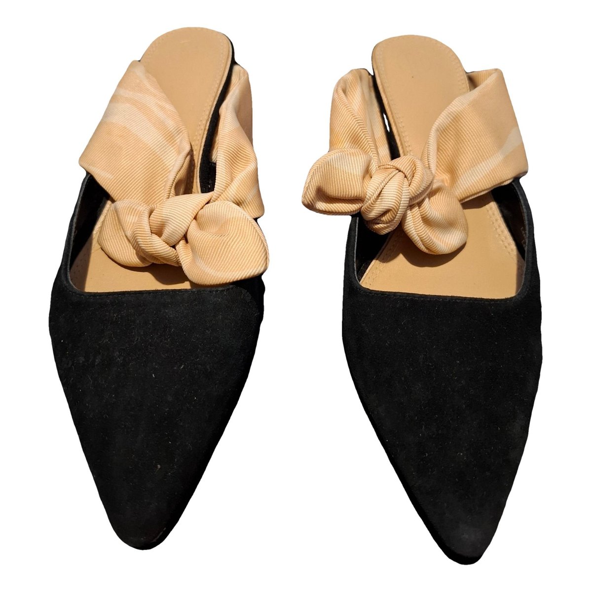 Coco mules & clogs