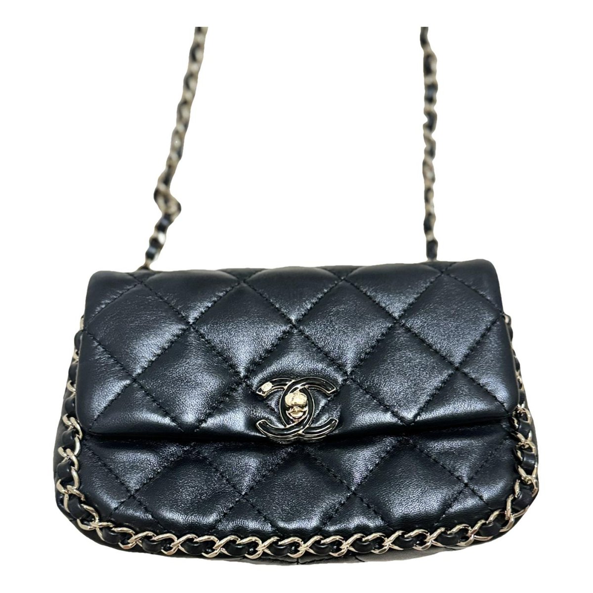 Trendy CC Flap leather handbag