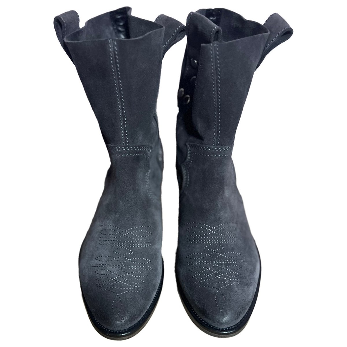 Teddy velvet cowboy boots