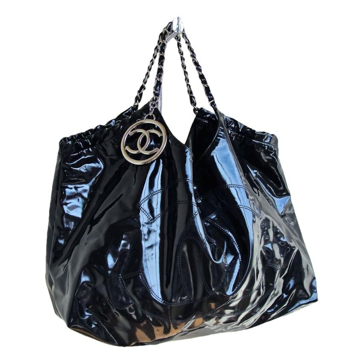 Cocoon patent leather travel bag