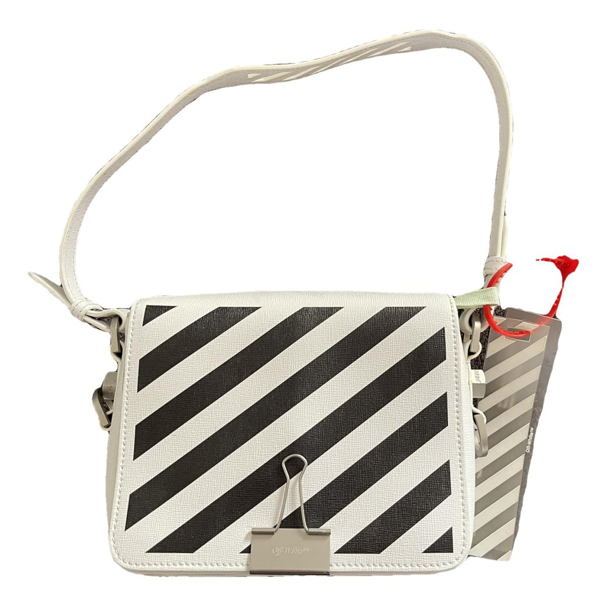 Binder leather handbag