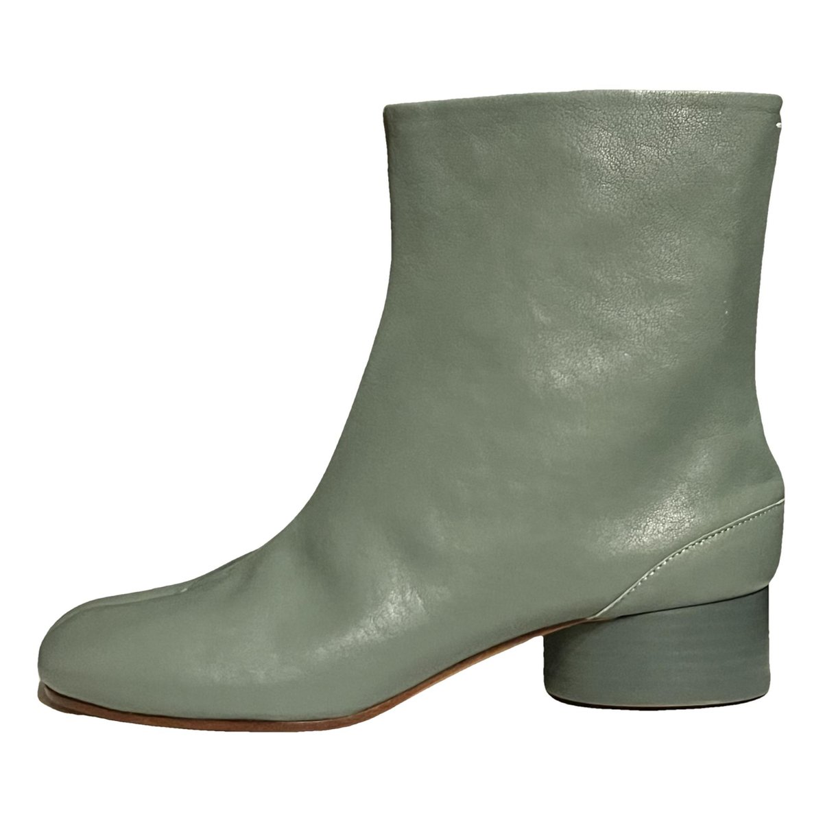 Tabi leather ankle boots