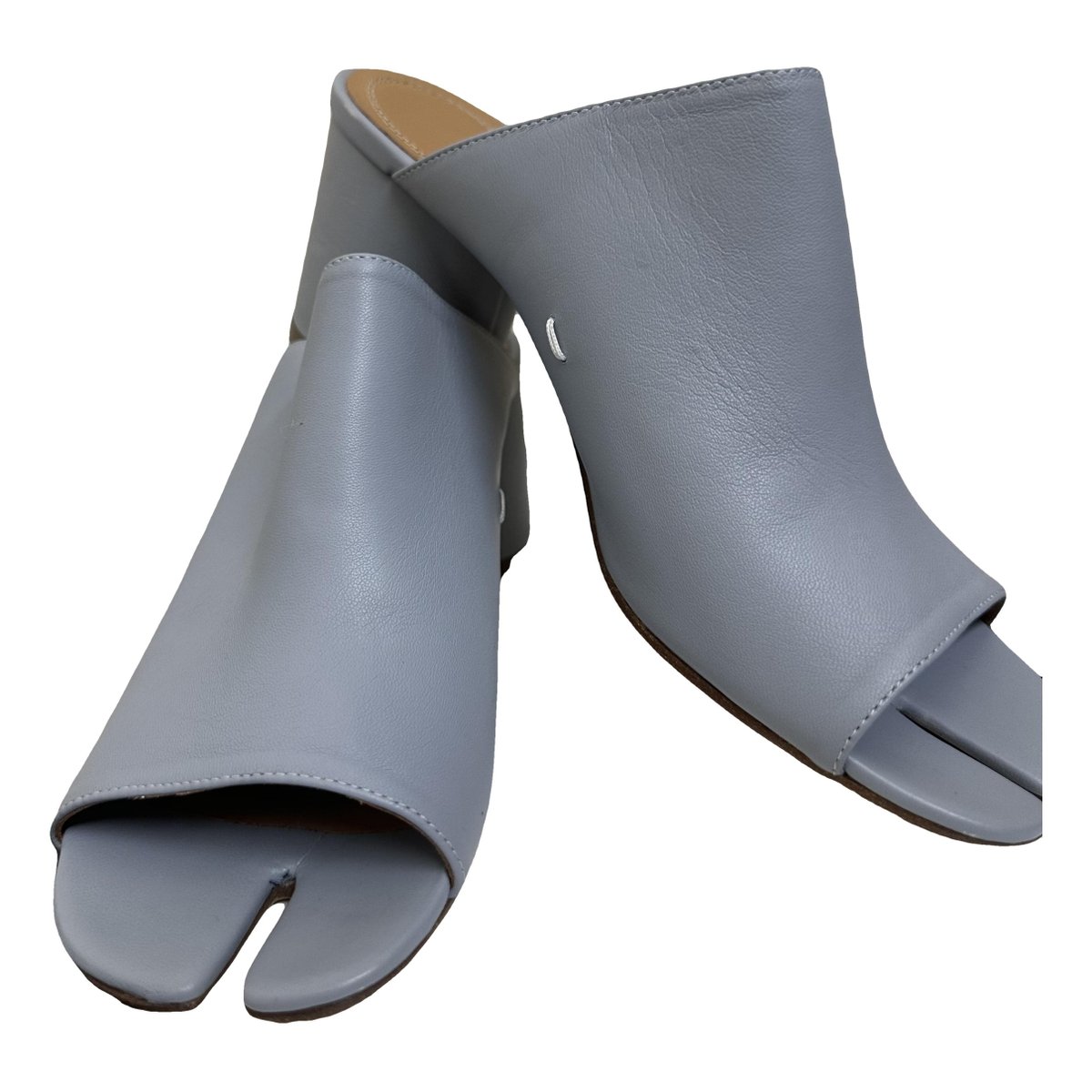 Tabi leather sandal