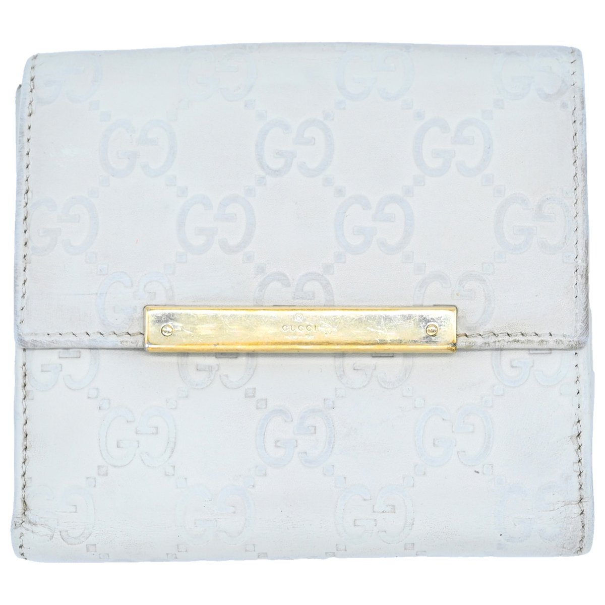 Interlocking leather wallet