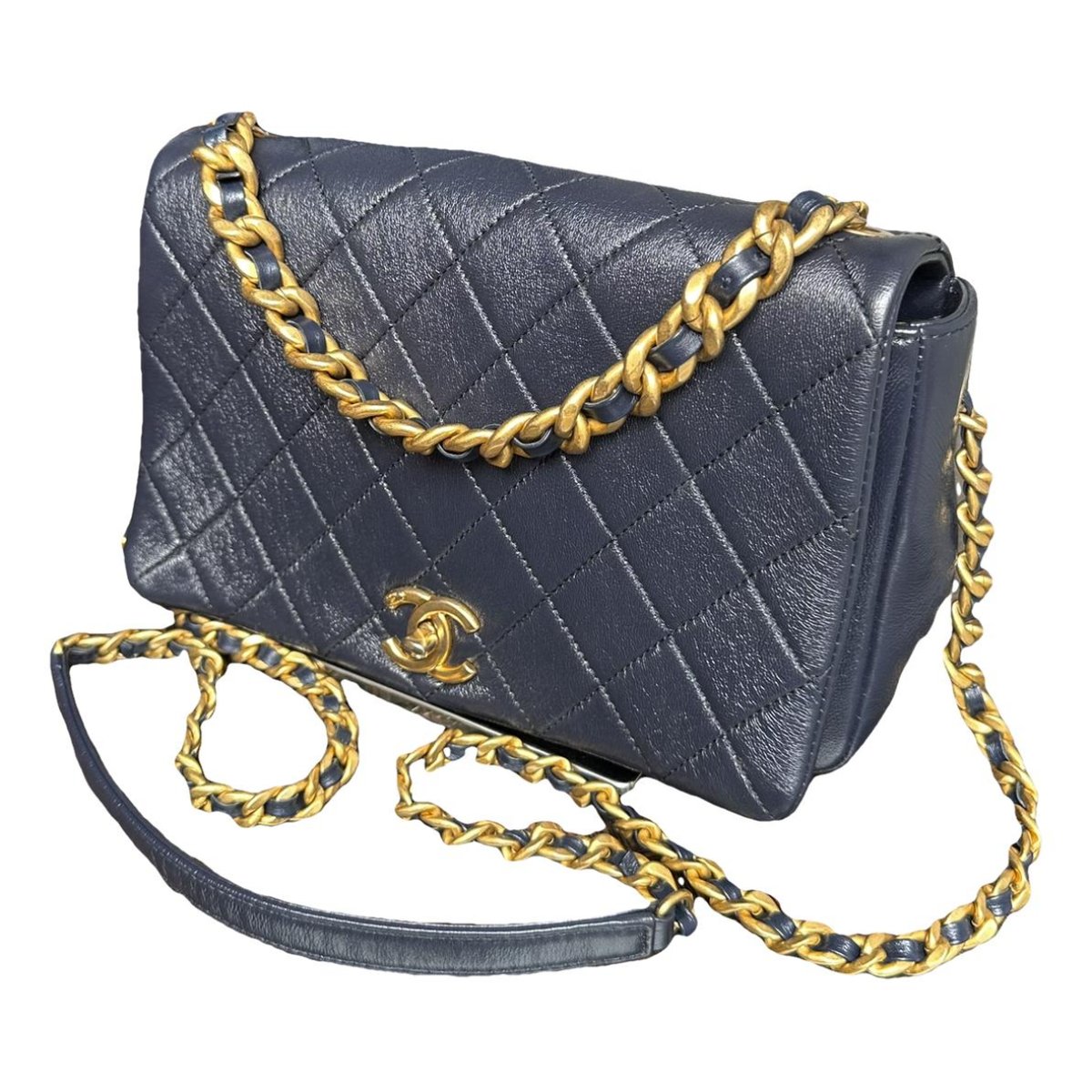 Chanel 19 leather handbag