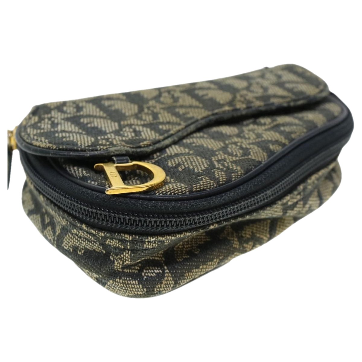 Saddle cloth clutch bag